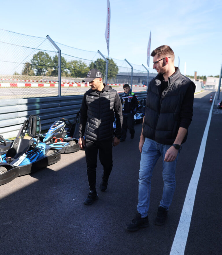 Bartosz Zmarzlik na gokartach — zdjęcie 43