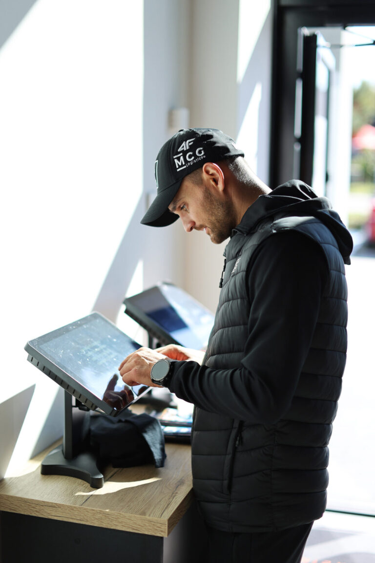 Bartosz Zmarzlik na gokartach — zdjęcie 21